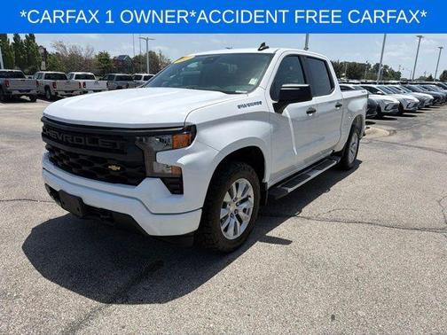 Summit White 2023 Chevrolet Silverado 1500 Custom