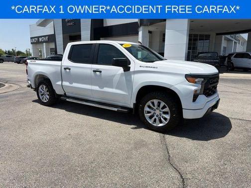 Summit White 2023 Chevrolet Silverado 1500 Custom