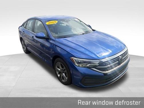 Rising Blue Metallic 2024 Volkswagen Jetta 1.5T SE