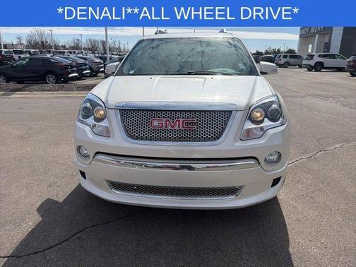 2011 GMC Acadia Denali