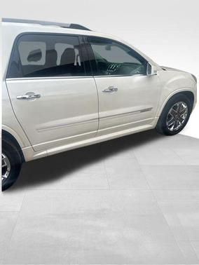 2011 GMC Acadia Denali