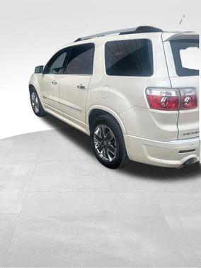 2011 GMC Acadia Denali