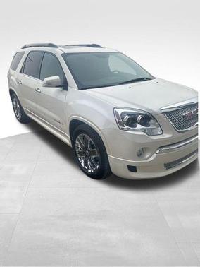 2011 GMC Acadia Denali