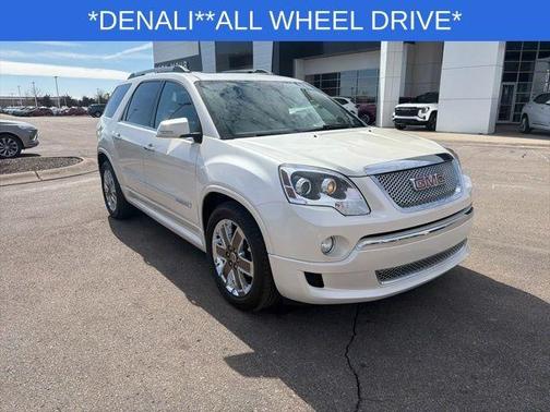 2011 GMC Acadia Denali