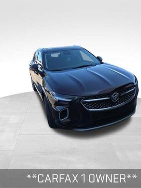 Rich Garnet Metallic 2022 Buick Envision Avenir