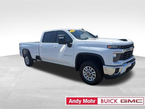 Summit White 2025 Chevrolet Silverado 2500 LT