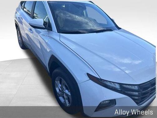 White Pearl 2024 Hyundai TUCSON SEL