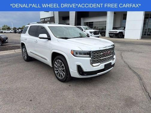 White Frost Tri-Coat 2023 GMC Acadia Denali