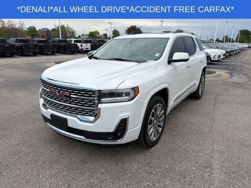 White Frost Tri-Coat 2023 GMC Acadia Denali