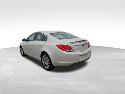 2012 Buick Regal Base