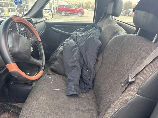 2000 Chevrolet Silverado 1500 Base