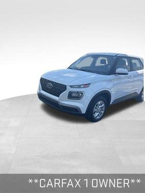 2024 Hyundai VENUE SE