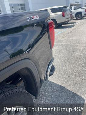 Onyx Black 2021 GMC Sierra 1500 SLT