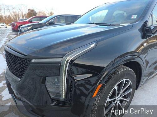 2024 Cadillac XT4 Sport