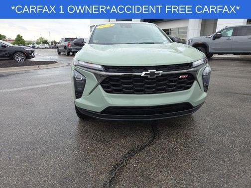Green 2024 Chevrolet Trax 1RS