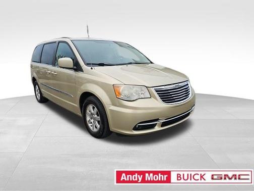 2012 Chrysler Town & Country Touring