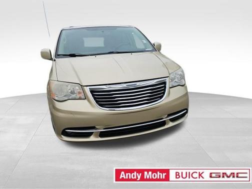 2012 Chrysler Town & Country Touring