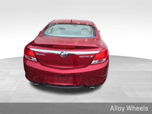 2012 Buick Regal Premium 2