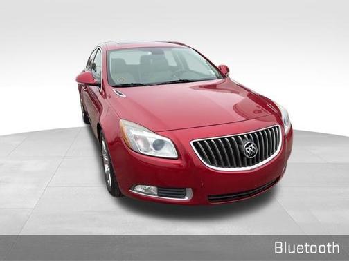 2012 Buick Regal Premium 2