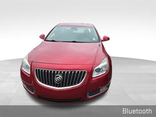 2012 Buick Regal Premium 2