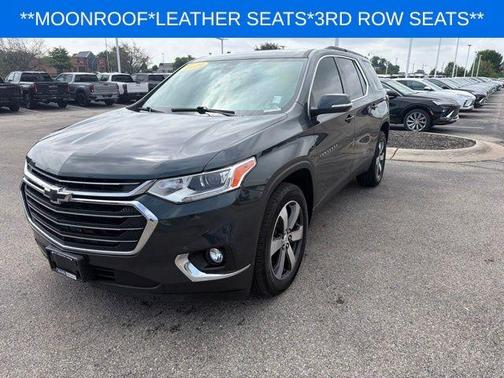 Graphite Metallic 2019 Chevrolet Traverse LT Leather