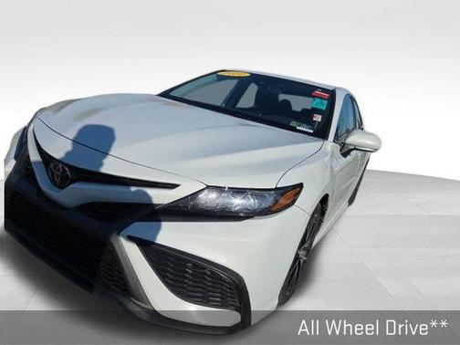 2022 Toyota Camry SE