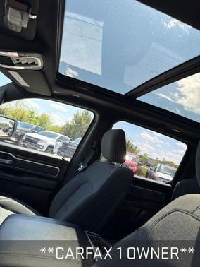 Bright White Clearcoat 2020 RAM 1500 Big Horn