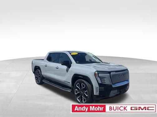 2024 GMC Sierra EV Denali