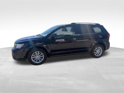 Brilliant Black Crystal Pearl 2013 Dodge Journey SXT