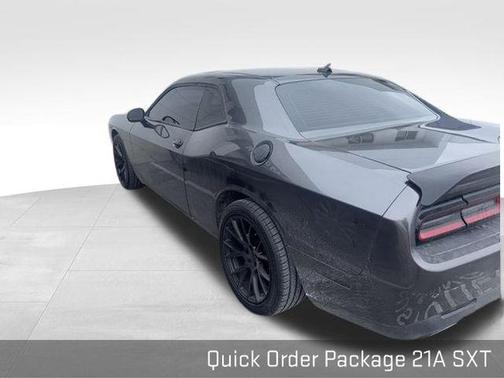 2017 Dodge Challenger SXT