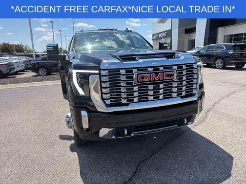 Onyx Black 2024 GMC Sierra 3500 Denali