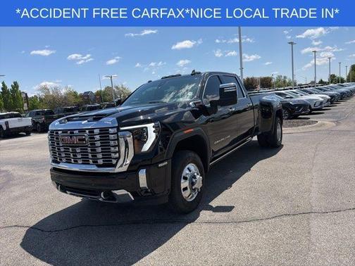 Onyx Black 2024 GMC Sierra 3500 Denali