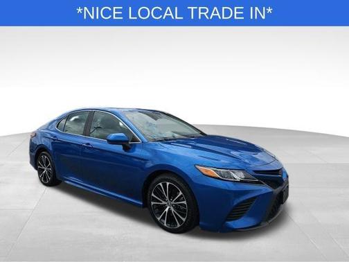 2019 Toyota Camry SE