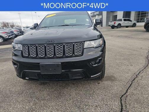 Diamond Black 2019 Jeep Grand Cherokee Altitude