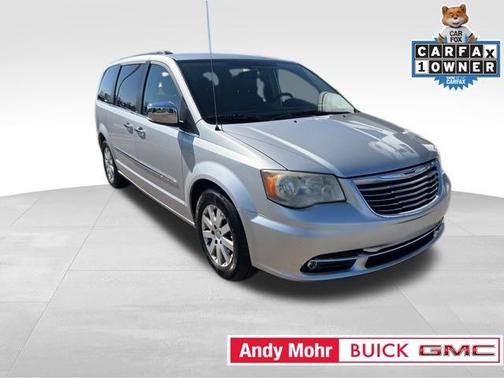 2011 Chrysler Town & Country Touring-L