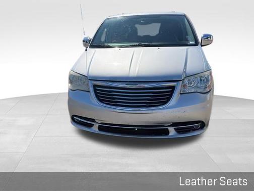 2011 Chrysler Town & Country Touring-L