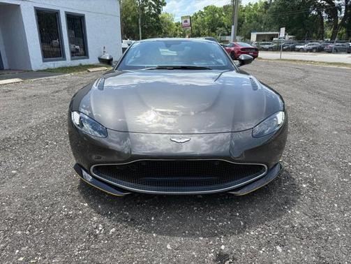 2021 Aston Martin Vantage Automatic