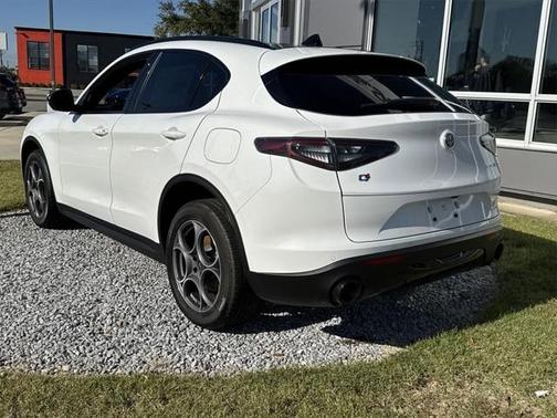 2025 Alfa Romeo Stelvio Sprint AWD