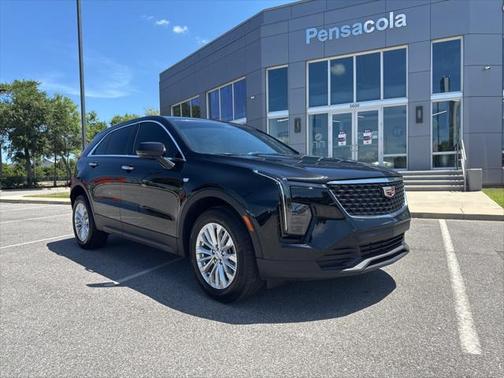 2024 Cadillac XT4 Luxury