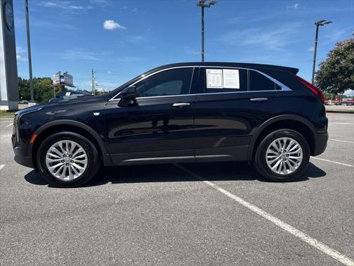 2024 Cadillac XT4 Luxury