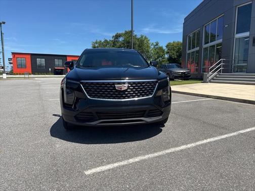 2024 Cadillac XT4 Luxury