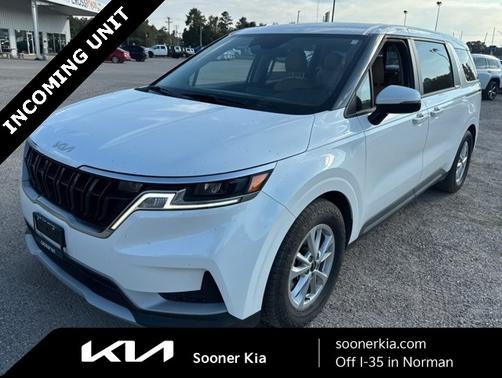 2024 Kia Carnival LX