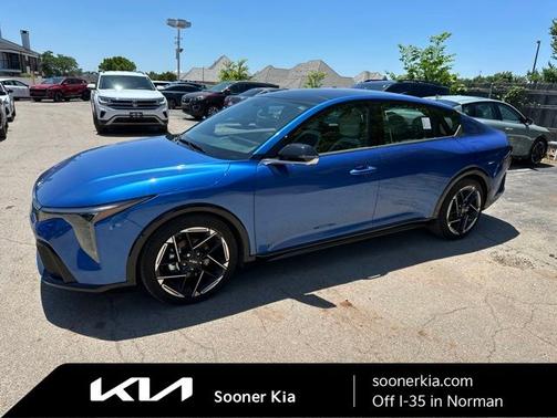 Wave Blue 2025 Kia K4 GT-Line
