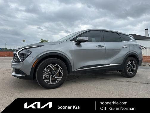 2025 Kia Sportage LX