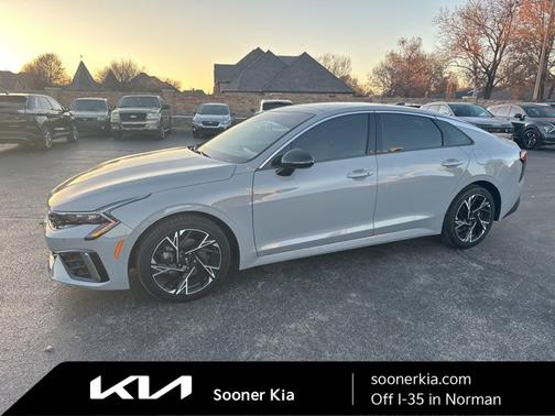 2025 Kia K5 GT-Line