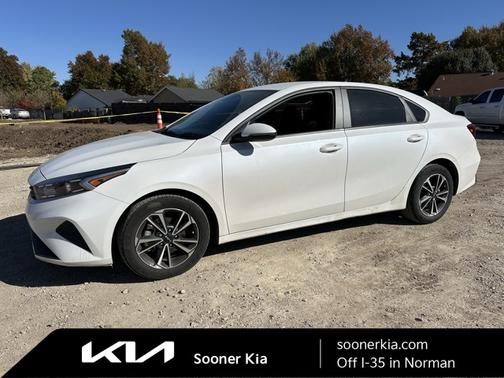 2023 Kia Forte LXS