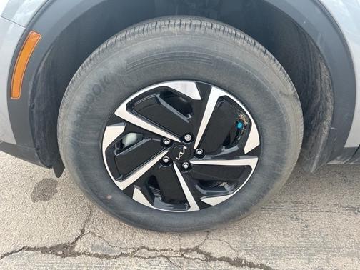 2025 Kia Sportage Hybrid LX