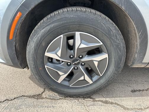 2022 Kia Sorento Hybrid S