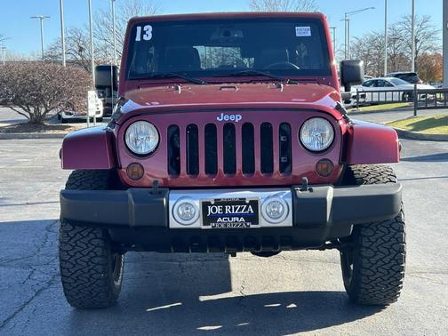 2013 Jeep Wrangler Unlimited Sahara
