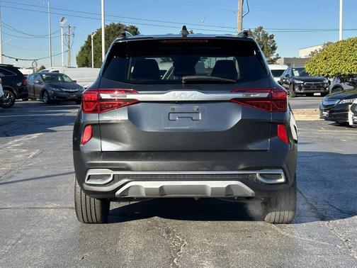 2022 Kia Seltos SX